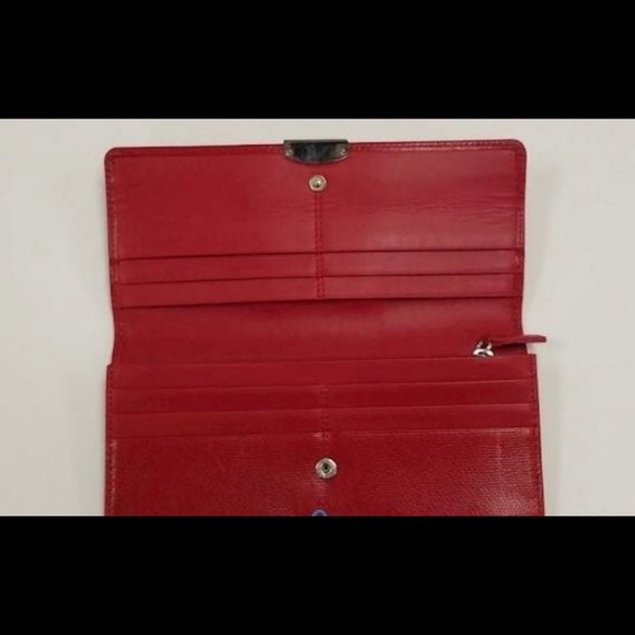 Red Coach Wallet like new - Picture 6 of 6